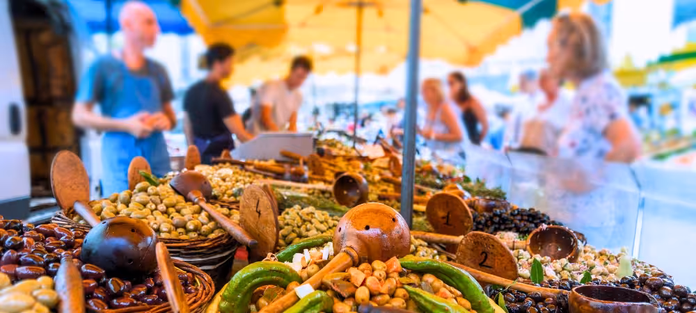 Gastronomie et terroir : Les meilleures spécialités des Alpilles à déguster depuis Saint-Rémy-de-Provence